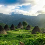 tempat petualangan luar ruang terbaik Indonesia